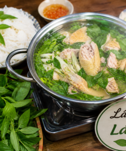 Lẩu gà lá é