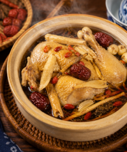 Gà hầm thuốc bắc